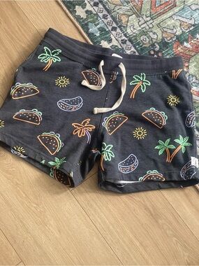 chubbies Black Waistband Light Gray Shorts